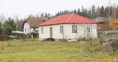 Haus in Astrasyckaharadocki siel ski Saviet, Weißrussland