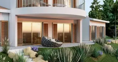 5 bedroom house in Tsada, Cyprus