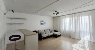 Apartamento 3 habitaciones en Brest, Bielorrusia