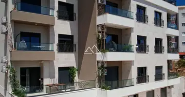 Apartamento 2 habitaciones en Budva, Montenegro