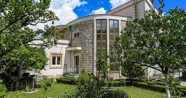 Haus 4 Schlafzimmer in Bijela, Montenegro
