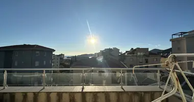 Mieszkanie 3 pokoi w Becici, Czarnogóra
