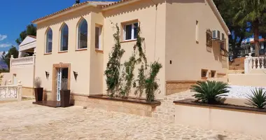 Villa 3 bedrooms with Furnitured, with Air conditioner, with Terrace in l Alfas del Pi, Spain