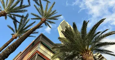 Mieszkanie 3 pokoi w Benidorm, Hiszpania