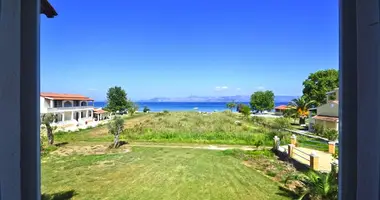 Cottage 8 bedrooms in Kavos, Greece