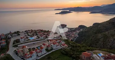 Villa 3 bedrooms with parking, with Furnitured, with Air conditioner in Sveti Stefan, Montenegro