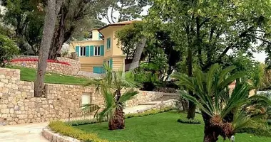 Villa  with Sea view in Metropolitan France, France