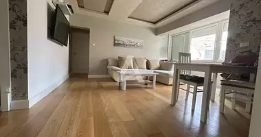 2 bedroom apartment with parking, with City view in Igalo, Montenegro