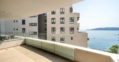 Apartamento 2 habitaciones en Rafailovici, Montenegro