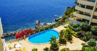 5 bedroom apartment in Madeira, Portugal