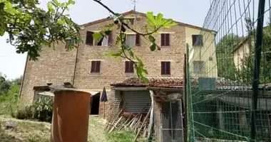 Дом 12 комнат в Терни, Италия