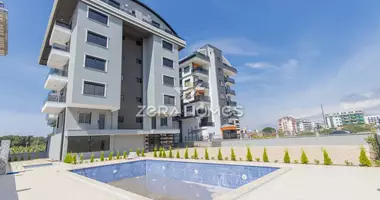 2 room apartment with parking, with sea view, with swimming pool in Mahmutlar, Turkey