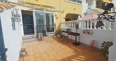 2 bedroom apartment in Torrevieja, Spain