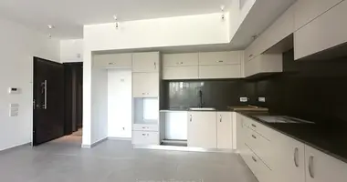 4 room apartment in Tel Aviv-Yafo, Israel