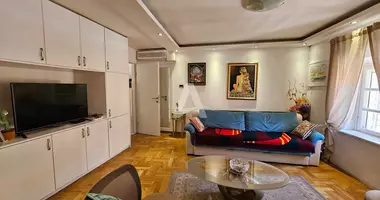 Wohnung 1 Schlafzimmer mit Stadtblick in Budva, Montenegro