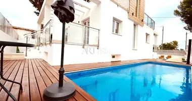 Villa  con Aire acondicionado, con Terraza, con Disponible en Alfaz del Pi, España