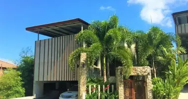Villa  mit Balkon, mit Möbliert, mit Meerblick in Phuket, Thailand