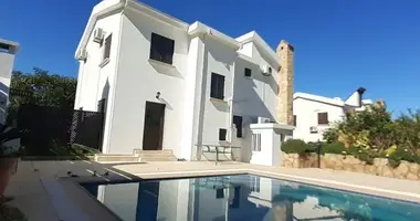 Villa 3 bedrooms with Sea view, with Terrace, with Garden in Kyrenia, Northern Cyprus