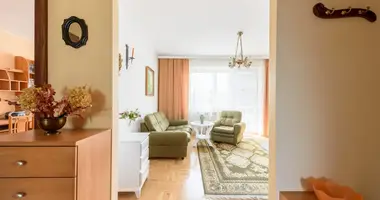 Apartamento 3 habitaciones en Varsovia, Polonia