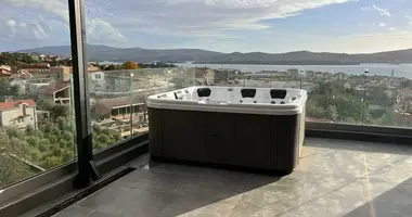 Penthouse 3 Zimmer mit Doppelt verglaste Fenster, mit Balkon, mit Klimaanlage in Tivat, Montenegro