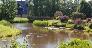 Villa in Lici, Lettland