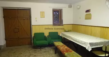 Haus 1 Zimmer in Tarian, Ungarn
