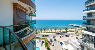 Dúplex 4 habitaciones con aparcamiento, con ascensor, con vista al mar en Alanya, Turquía