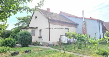 Dom 2 pokoi w Ajka, Węgry