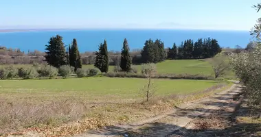 Terrain dans Methone, Grèce