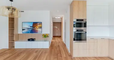 Apartamento 3 habitaciones en Varsovia, Polonia