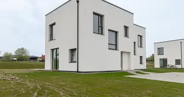 Maison dans Raisteniskes, Lituanie
