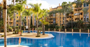 Appartement 4 chambres dans San Pedro Alcantara, Espagne