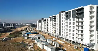 Apartamento 4 habitaciones en Goeruekle Mahallesi, Turquía