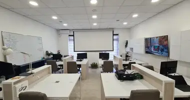 Büro 982 m² in Montenegro
