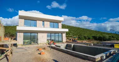 Villa  mit Parkplatz, mit Klimaanlage, mit Meerblick in Montenegro