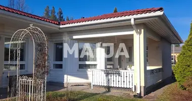 Dom 5 pokojów w Kouvola sub region, Finlandia
