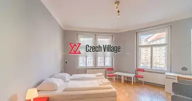 Квартира 2 комнаты в Прага, Чехия