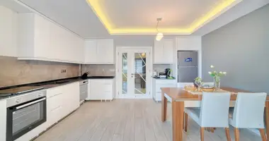 Apartamento 5 habitaciones en Yaylali, Turquía