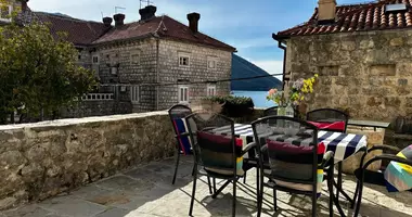 Mieszkanie 3 pokoi w Stoliv, Czarnogóra
