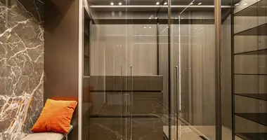 Wohnung 5 zimmer in Warschau, Polen