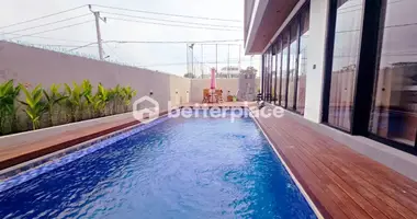 Villa 4 bedrooms with Balcony, with Furnitured, with Air conditioner in Canggu, Indonesia