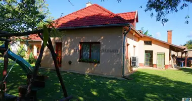 4 room house in Tiszafuered, Hungary