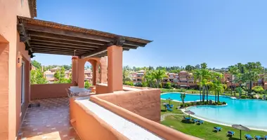 Apartamento 3 habitaciones en San Pedro Alcantara, Španjolska