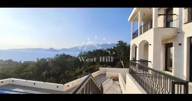 Casa 4 habitaciones en Rijeka-Rezevici, Montenegro