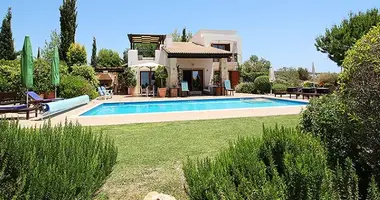 3 bedroom house in Kouklia, Cyprus