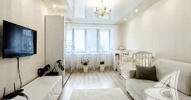 Apartamento 2 habitaciones en Muchaviecki sielski Saviet, Belarús