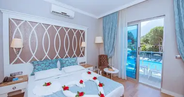 4-star hotel for sale, 119 rooms, near Patong Beach, Phuket, Thailand. dans Pa Tong, Thaïlande