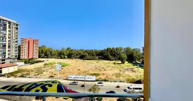 Apartamento 4 habitaciones en Mezitli, Turquía