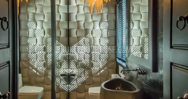 Villa 8 bedrooms in Pa Tong, Thailand