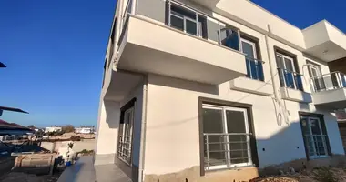 Villa 4 chambres dans Mezitli, Turquie
